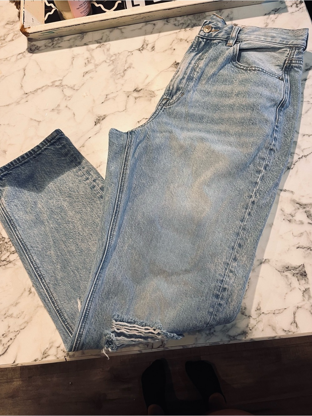 American Eagle Outfitters Light Wash Straight Leg Jeans